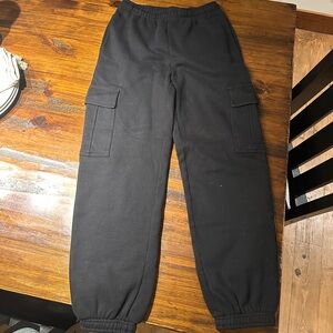 Aritzia black cargo sweatpants